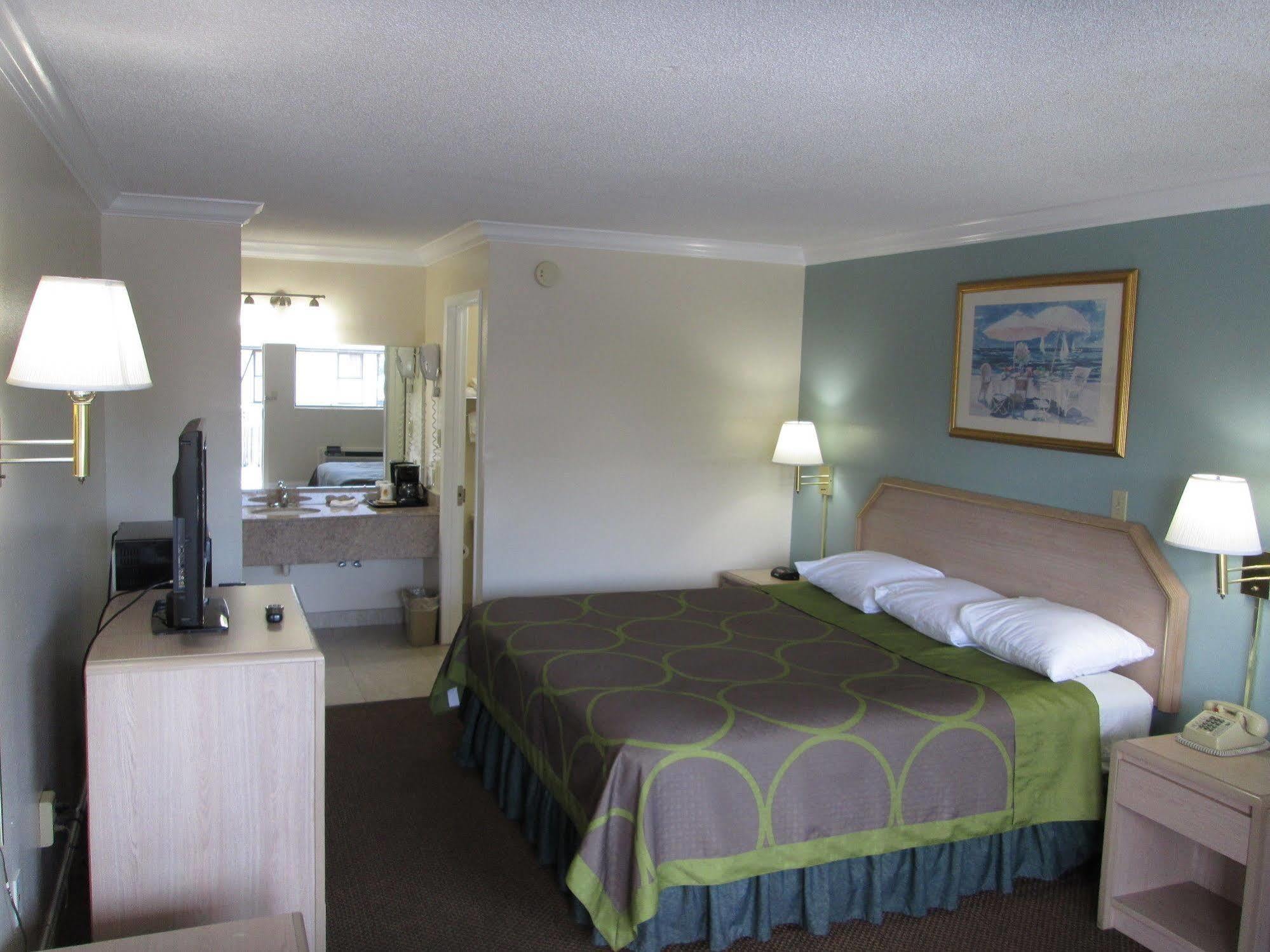 Super 8 By Wyndham Ft Walton Beach Φορτ Γουόλτον Μπιτς Εξωτερικό φωτογραφία
