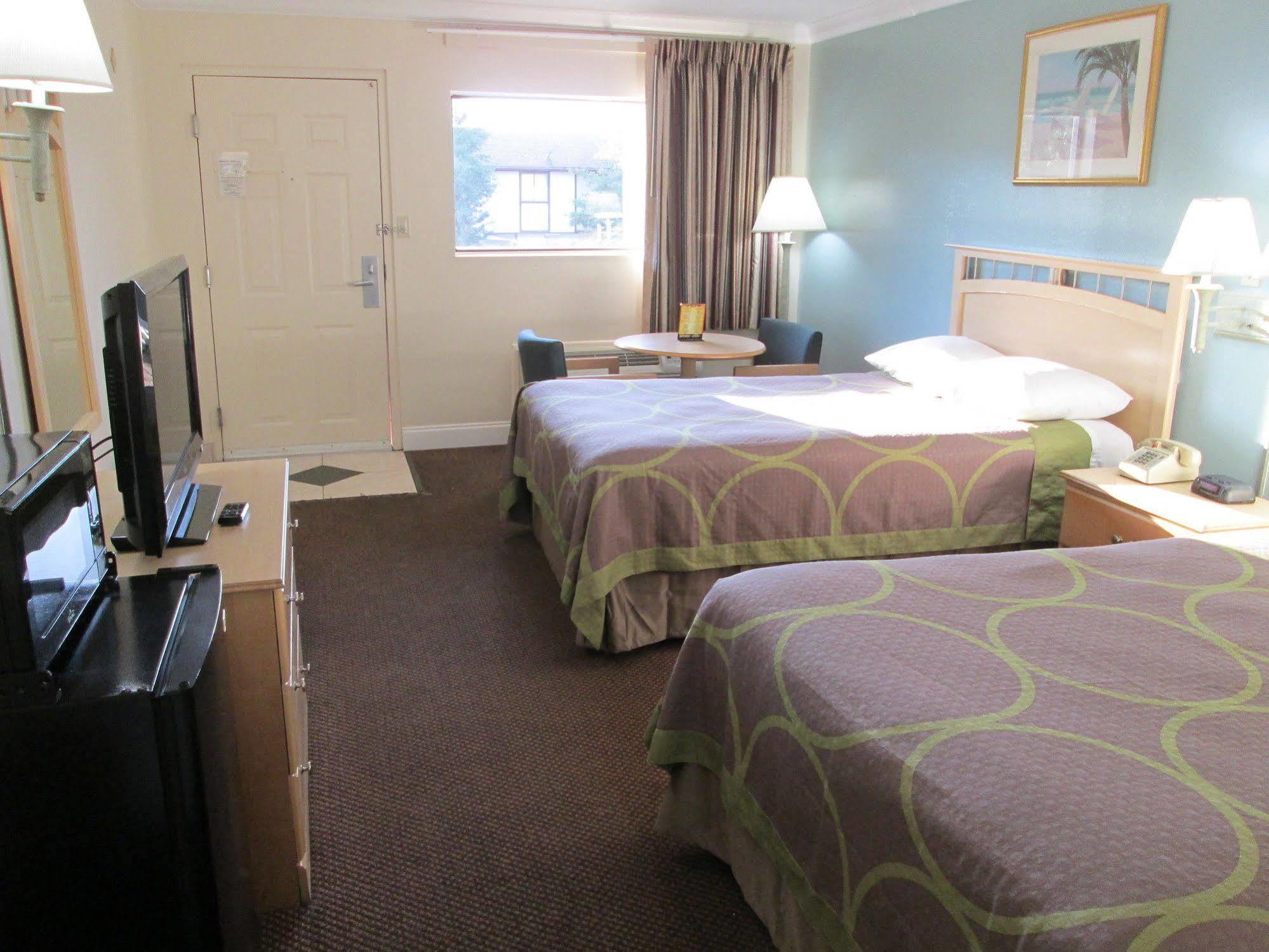 Super 8 By Wyndham Ft Walton Beach Φορτ Γουόλτον Μπιτς Εξωτερικό φωτογραφία